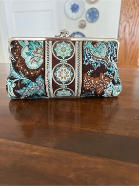 Vera Bradley Java Blue Kisslock Clutch (retired)